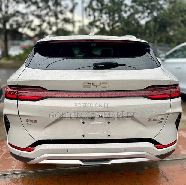 New BYD Song Plus 2025 Gray