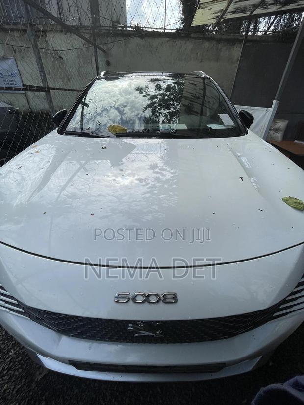New Peugeot 5008 2023 White
