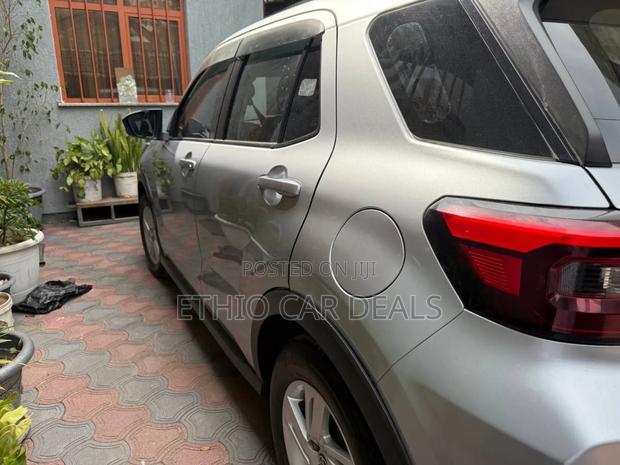 Toyota Raize 2023 Silver