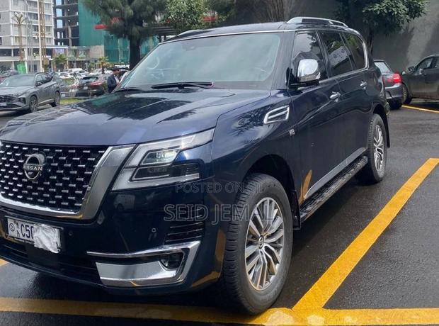 Nissan Patrol 2021 Blue