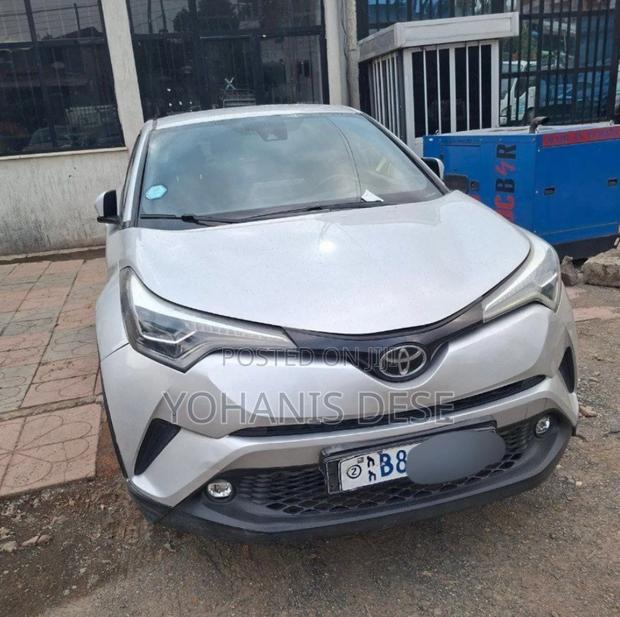 Toyota C-HR 2020 Silver