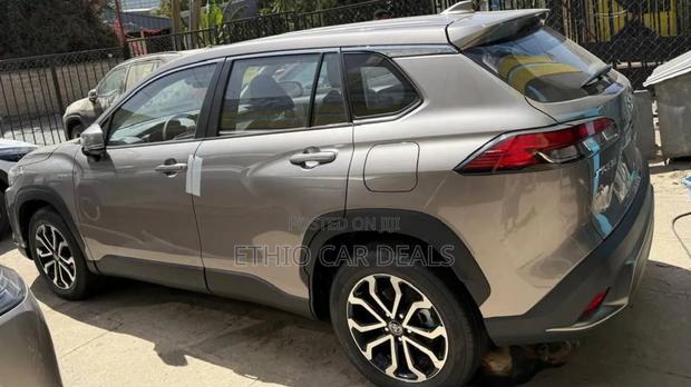 New Toyota Frontlander 2024 Beige