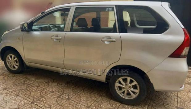 Toyota Avanza 2015 Silver