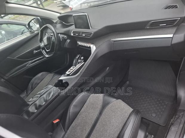 Peugeot 3008 2017 Gray