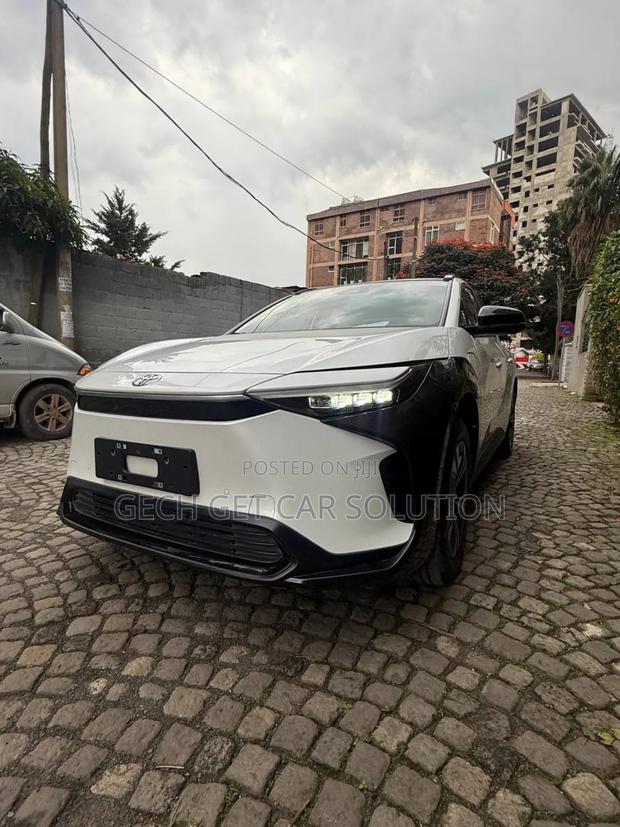 New Toyota bZ4X 2023 White