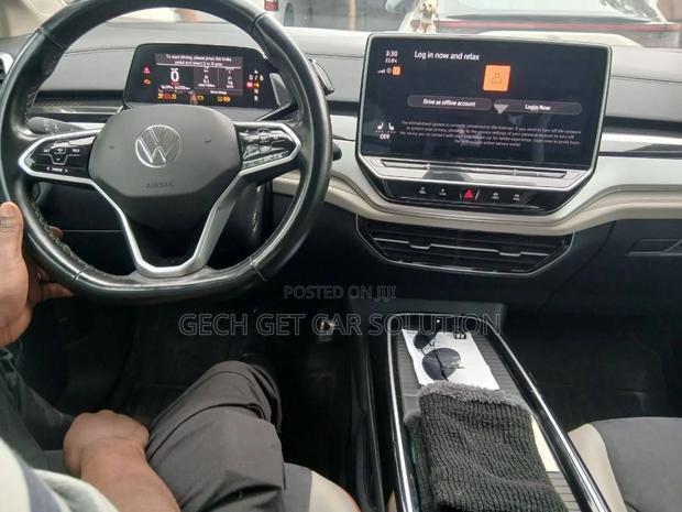Volkswagen ID.6 2023 White