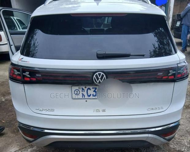 Volkswagen ID.6 2023 White