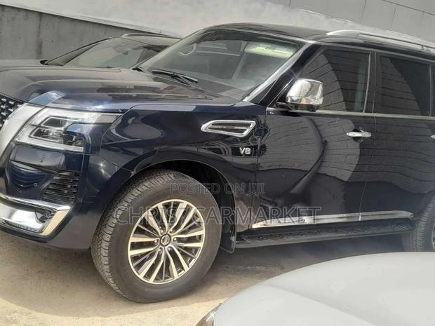 Nissan Patrol 2022 Blue