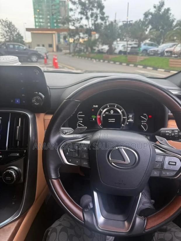 Lexus LX 2024 Gray