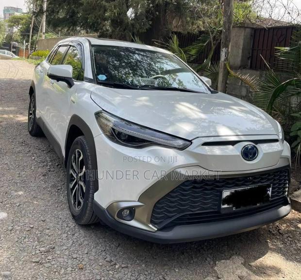 Toyota Frontlander 2024 White