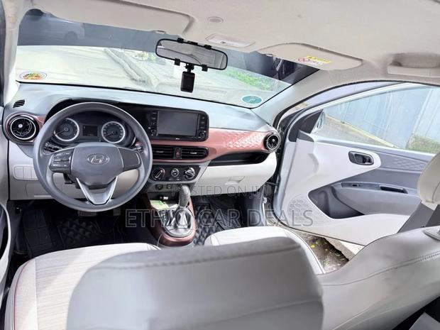 Hyundai I10 2021 Silver