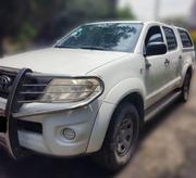 Toyota Hilux 2011 White for sale
