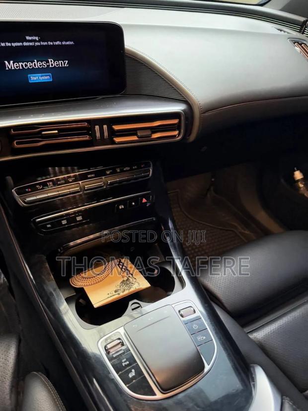 Mercedes-Benz EQE 2023 Silver