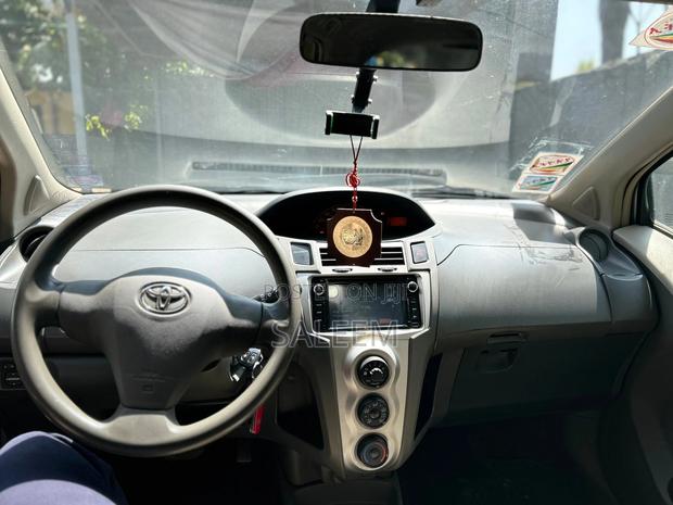 Toyota Yaris 2003 Blue
