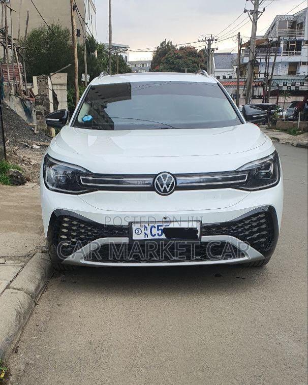 Volkswagen ID.6 2024 White