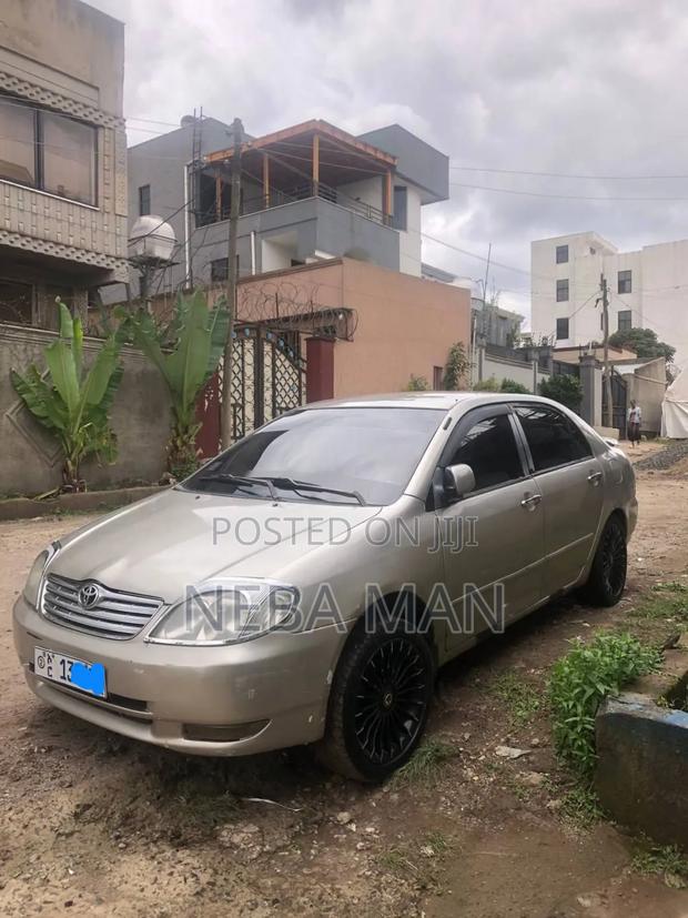 Toyota Corolla Sedan 2003 Gold