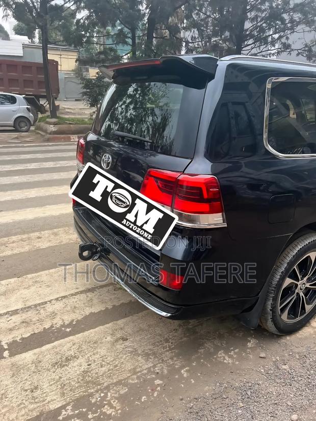 Toyota Land Cruiser 2014 Black