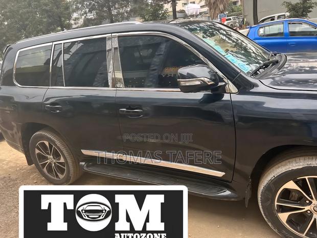 Toyota Land Cruiser 2014 Black
