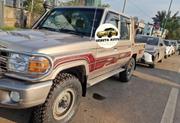 Toyota Land Cruiser 2017 Silver for sale