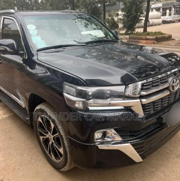 Toyota Land Cruiser 2014 Black