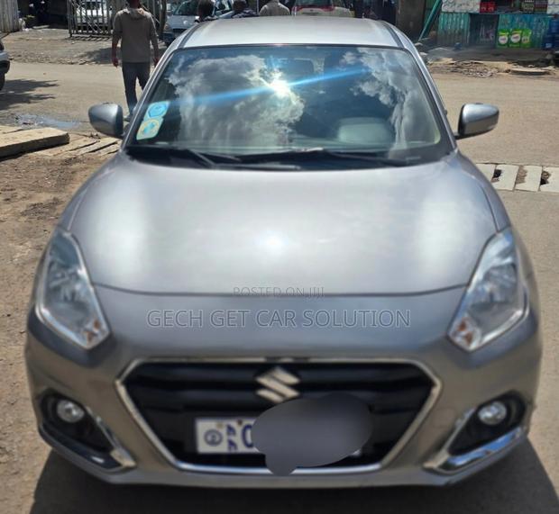 Suzuki Dzire 2022 Silver