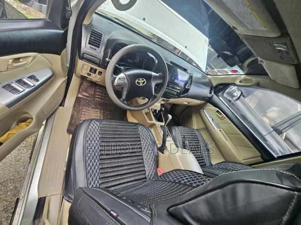Toyota Hilux WORKMATE 2014 Silver