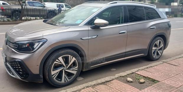 Volkswagen ID.6 2022 Gray
