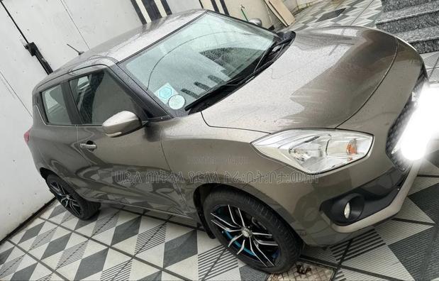 Suzuki Swift 2022 Purple