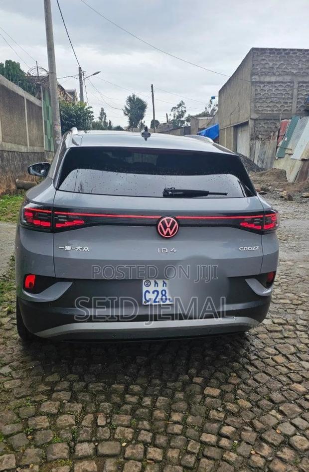 Volkswagen ID.4 2023 Silver