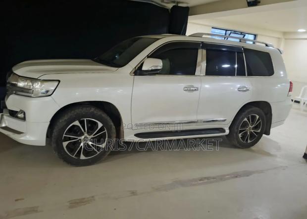 Toyota Land Cruiser 4.5 V8 VXR 2009 White