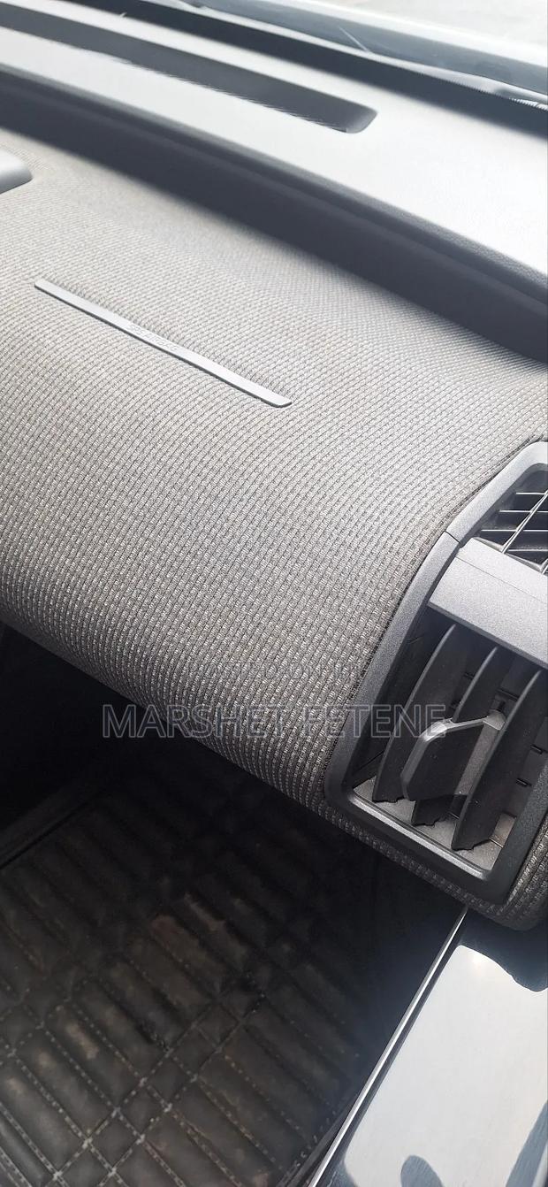 Toyota Yaris 2021 White