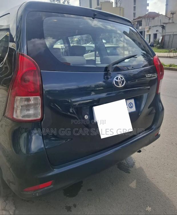 Toyota Avanza 2013 Black