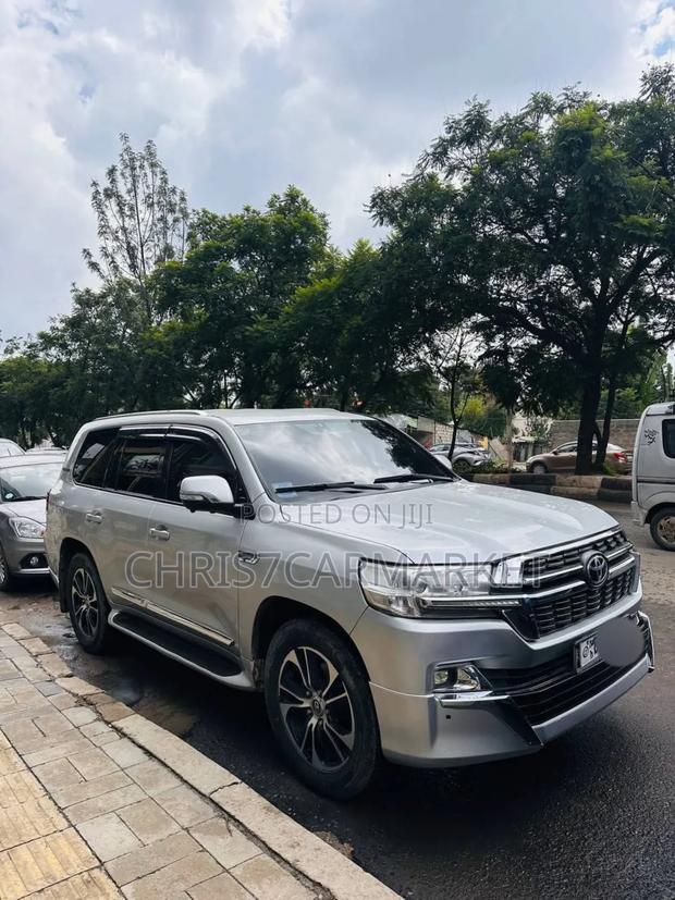 Toyota Land Cruiser 4.5 V8 VXR 2009 Silver