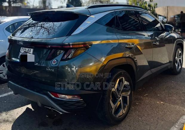 Hyundai Tucson 2025 Gray