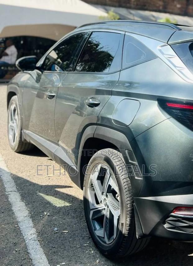 Hyundai Tucson 2025 Gray