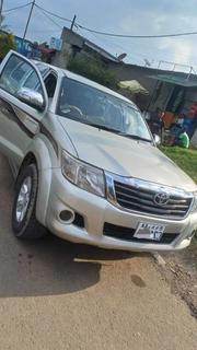 Toyota Hilux 2015 Gray for sale