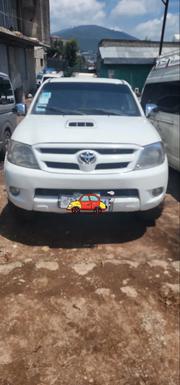 Toyota Hilux 2.5 D-4D 4X4 SRX 2009 White for sale