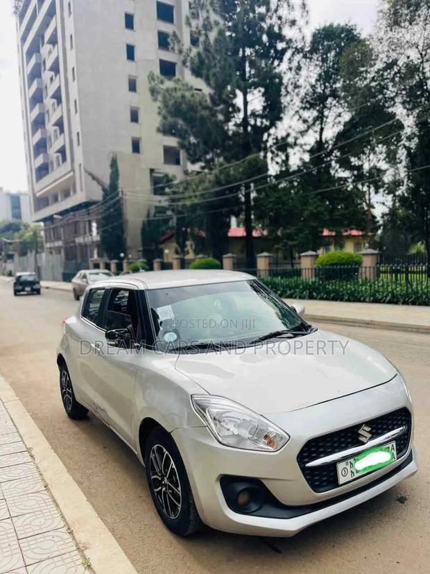 Suzuki Swift RS 2022 White