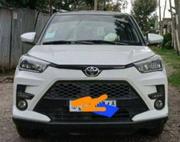 Toyota Raize 1.0 AWD 2022 White for sale