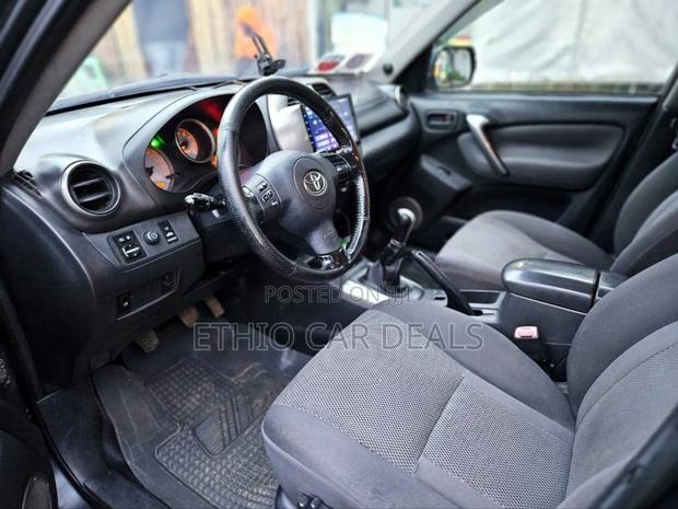 Toyota RAV4 2005 Black