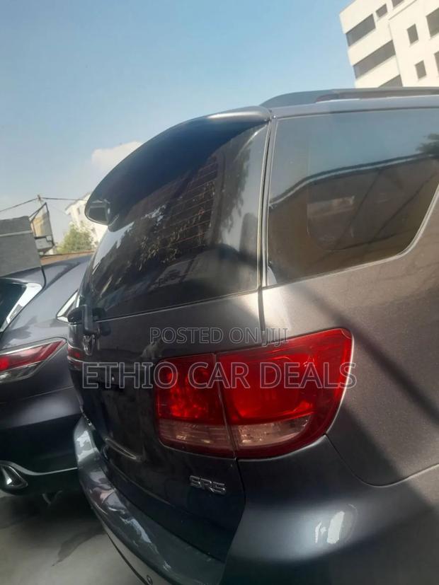 Toyota Fortuner 2004 Black