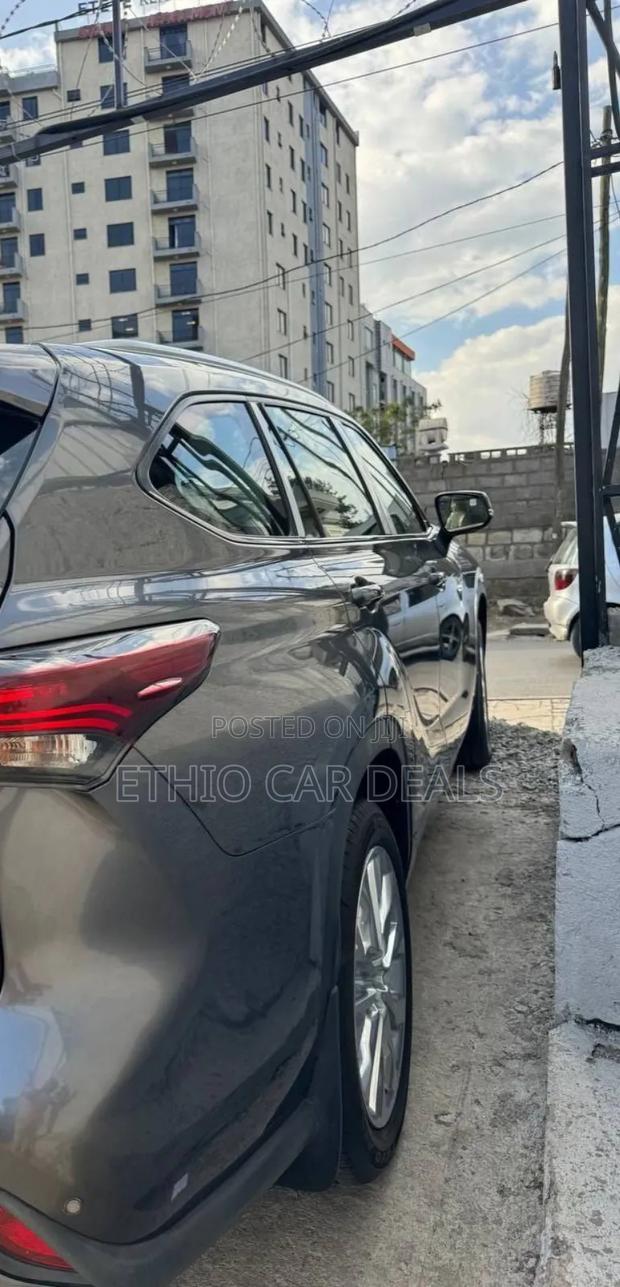 New Toyota Highlander Hybrid 2024 Black