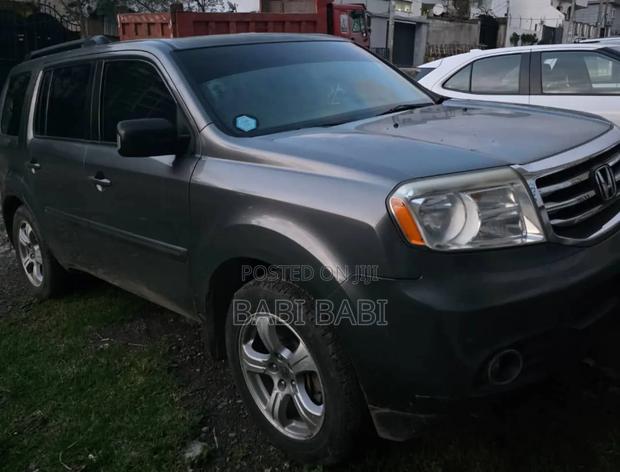 Honda Pilot 2011 Gray