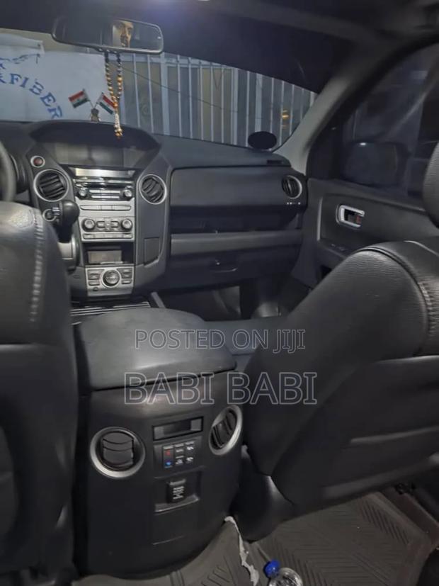 Honda Pilot 2011 Gray