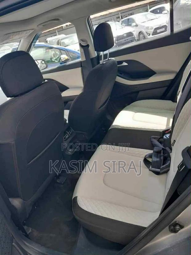 Hyundai Creta 2024 Silver