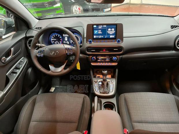 New Hyundai Kona 2024 White