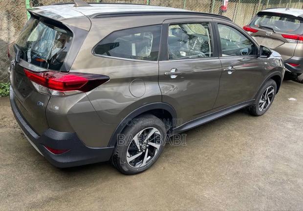 New Toyota Rush 2024 Gray