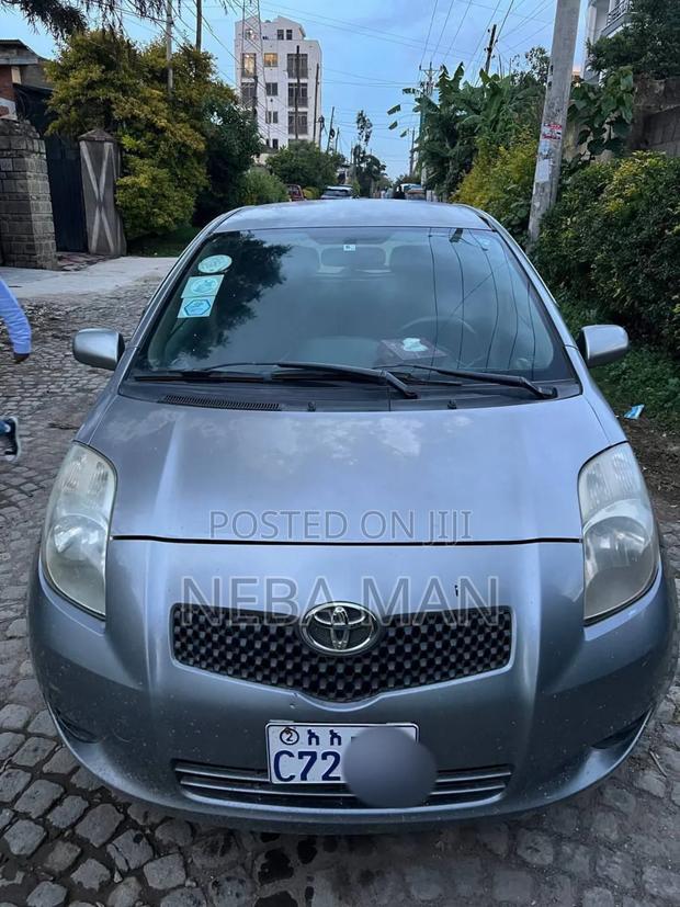Toyota Yaris 1.0 VVT-i 2007 Silver