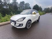 Suzuki Swift 2022 White for sale