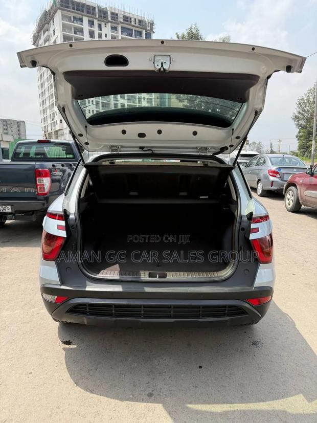 Hyundai Creta 2022 Silver